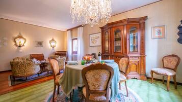 Villa | 3 bedrooms, Internet