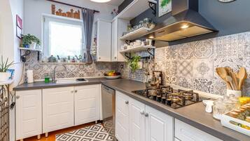 House | 2 bedrooms, Internet