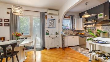 House | 2 bedrooms, Internet