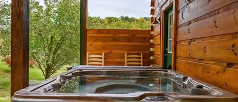 獨棟房屋, 多張床 (Four Seasons Lodge #4219) | 室外 Spa 池