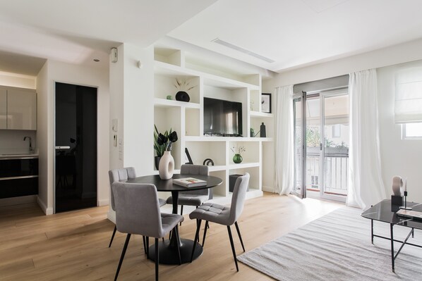 Standard Apartment | Living area | TV, Netflix, streaming services - Striking 1BR Apartment in Kolonaki B (Athens)