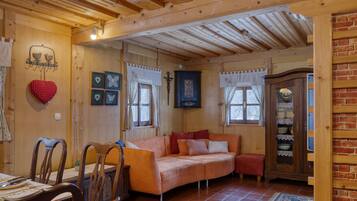 3 bedrooms, Internet