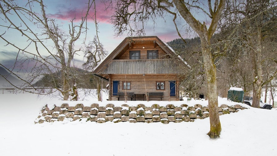 Chalet Kupljenik Near Bled Lake