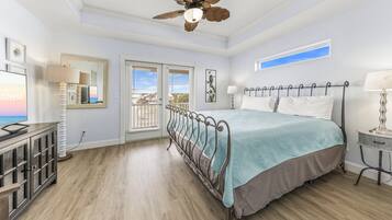 Rumah Comfort, 3 kamar tidur, Bebas Asap Rokok, balkon | 3 kamar tidur dan didekorasi berbeda-beda