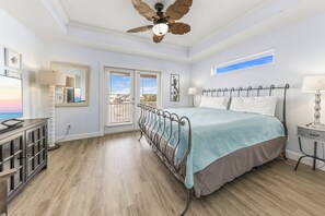 Comfort House, 3 Bedrooms, Non Smoking, Balcony | 3 bedrooms, individually decorated, individually furnished - Turtle's Nest East (Gulf Shores)