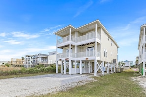 Front of property - Turtle's Nest East (Gulf Shores)