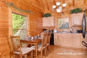 House, Multiple Beds (Farmers Retreat #221) | Private kitchen
