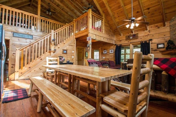 House, Multiple Beds (Picture Perfect #439) | Dining