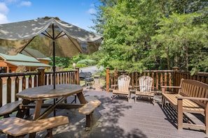 House, Multiple Beds (Picture Perfect #439) | Outdoor dining