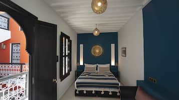 Deluxe-Doppel- oder -Zweibettzimmer | Hochwertige Bettwaren, Zimmersafe, individuell dekoriert