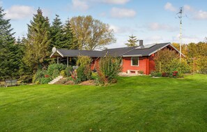 Exterior - Awesome home in Rudkøbing with kitchen (Rudkøbing)