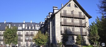 Beautiful mountain apartment in Boi Taull