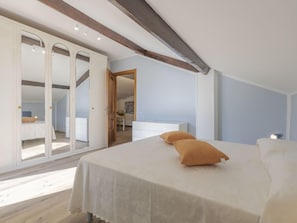 2 chambres, accès à Internet (gratuit)