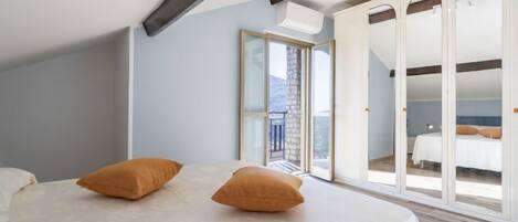 2 bedrooms, free internet
