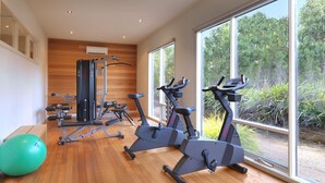Fitness facility - Isla Villa, Cowes, Phillip Island (Cowes)