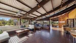 Interior - Isla Villa, Cowes, Phillip Island (Cowes)