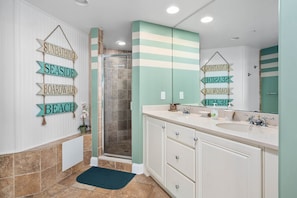 Bathroom - South Beach is on sale!! ** Week of 7/1-7/8 discounted by $575.00!! ***<br>South Beach! Oceanfront bldg with side oceanviews, indoor/outdoor pools 3 br/3 bath on boardwalk! (Ocean City)