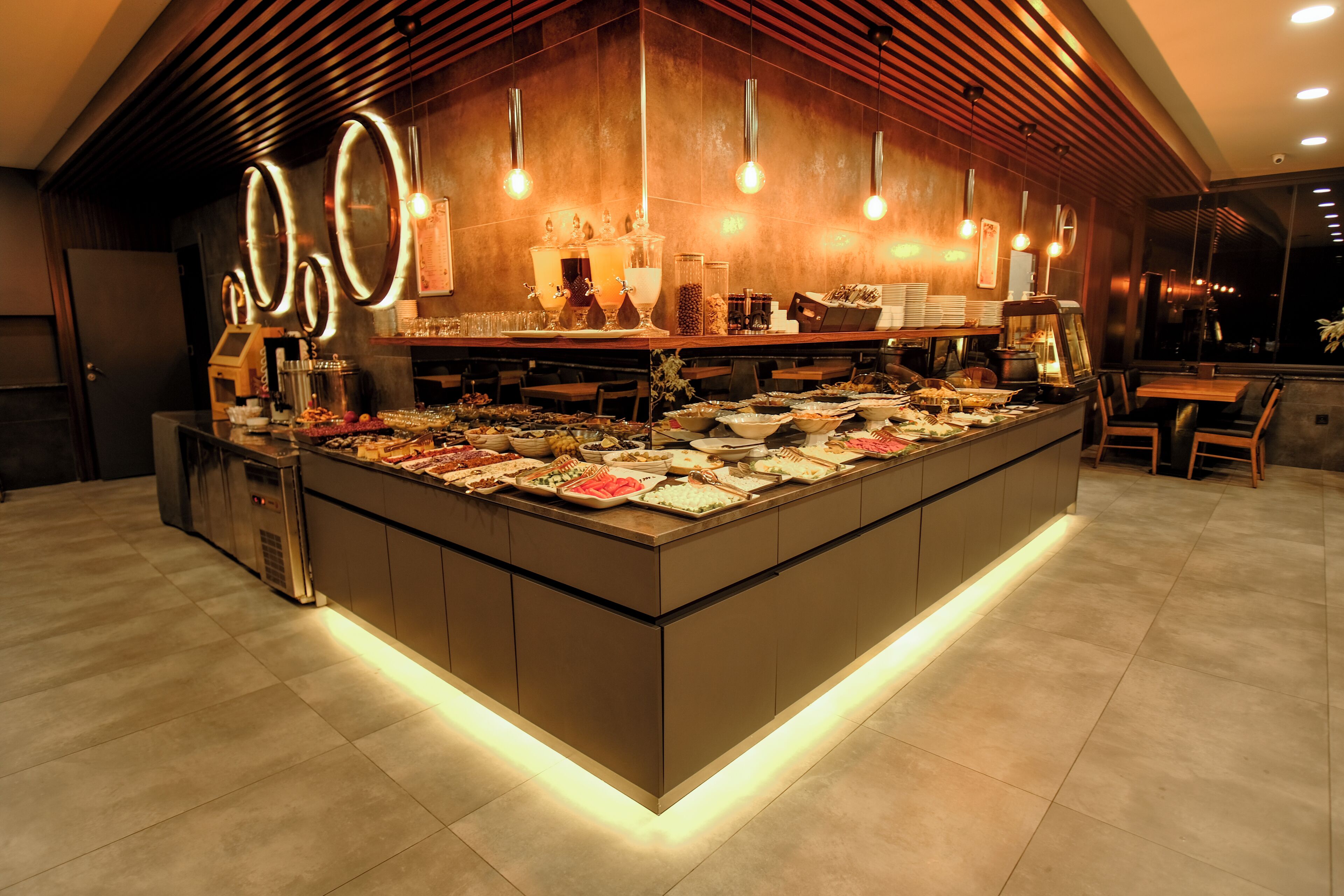 Desayuno buffet incluido todos los días 