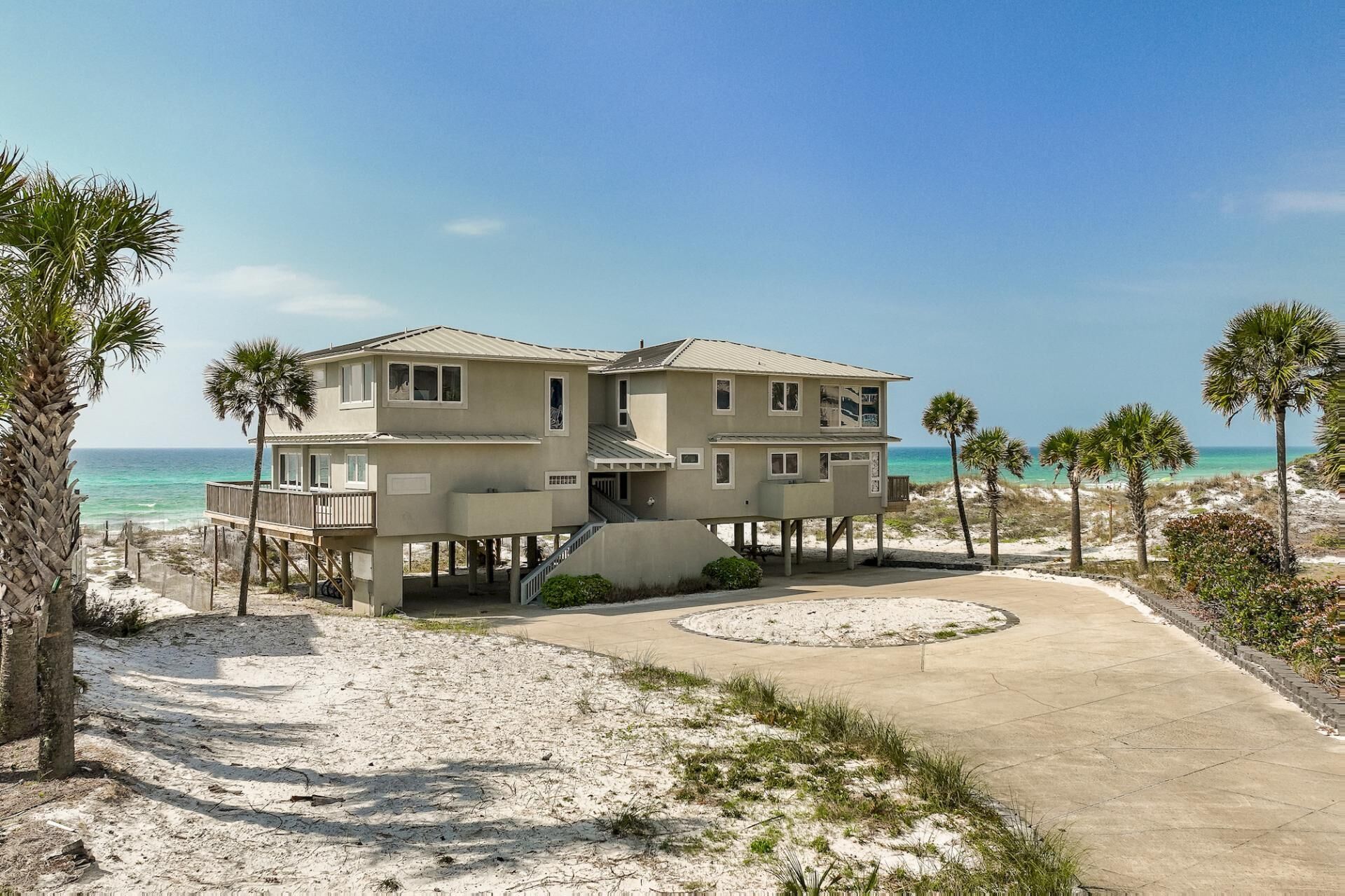 Fall Dates Available! Gulf View! Steps from the Sand! 3 Adult Bikes!