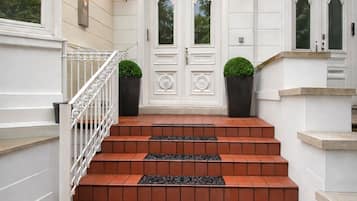 Entrada de la propiedad