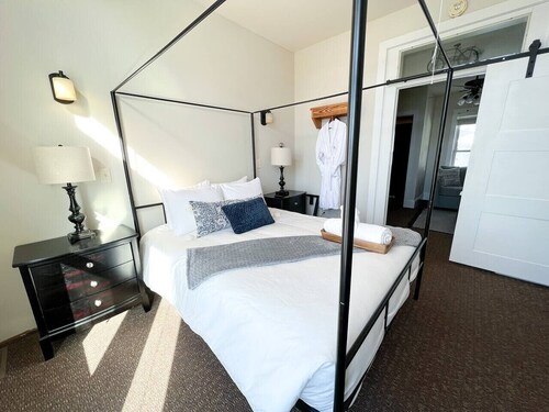 Superior Suite @ The Bayfield Guest House