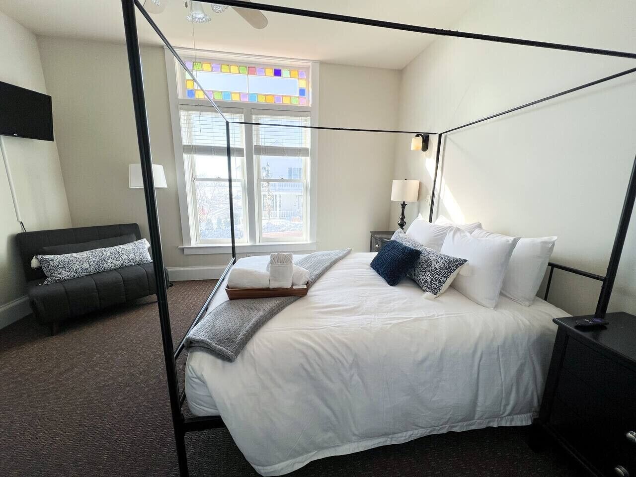 1 bedroom, desk, free WiFi, bed sheets