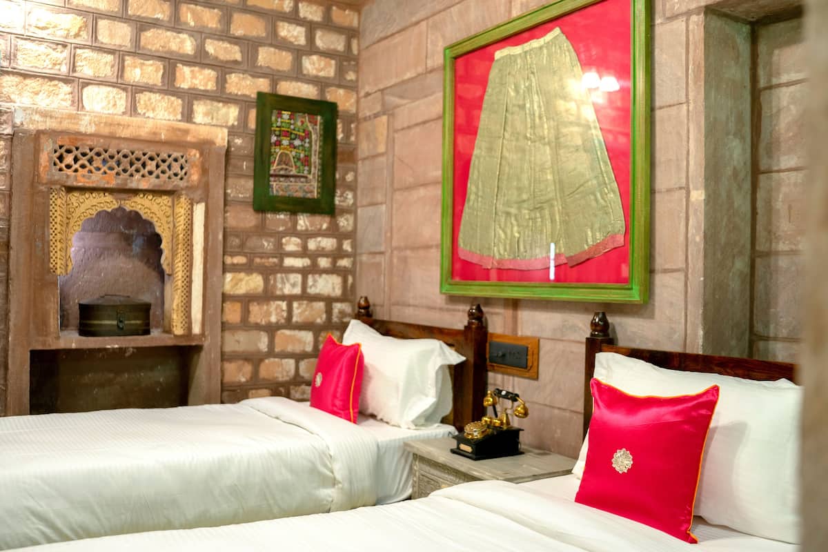 Heritage Twin | 1 habitación y ropa de cama de alta calidad