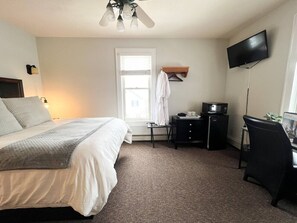 1 chambre, bureau, Wi-Fi gratuit, draps fournis