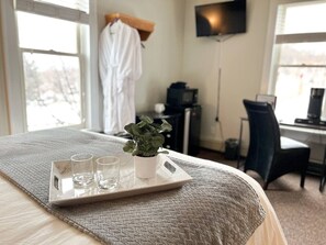 1 chambre, bureau, Wi-Fi gratuit, draps fournis