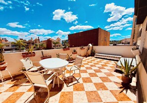 Outdoor dining - Luxury villa with all comforts, close to Oujda town center (Oujda)