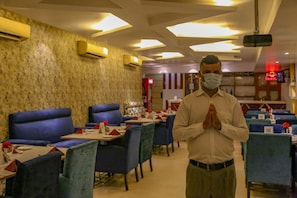 Restaurant - Four Leaf Hotels Amritsar (Amritsar)
