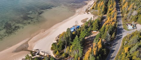 Tæt på stranden