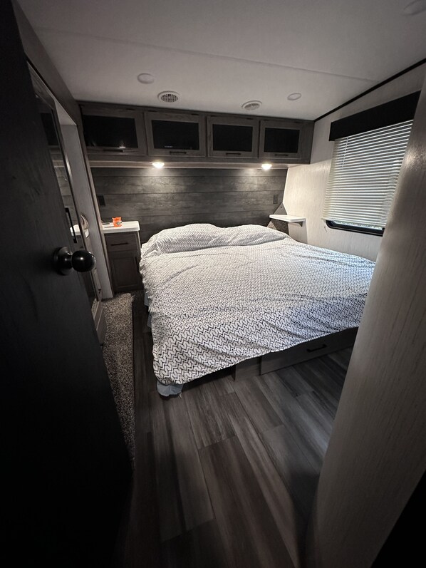 2 habitaciones, wifi gratis y ropa de cama 
