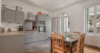 Charming house 250 meters from the beach