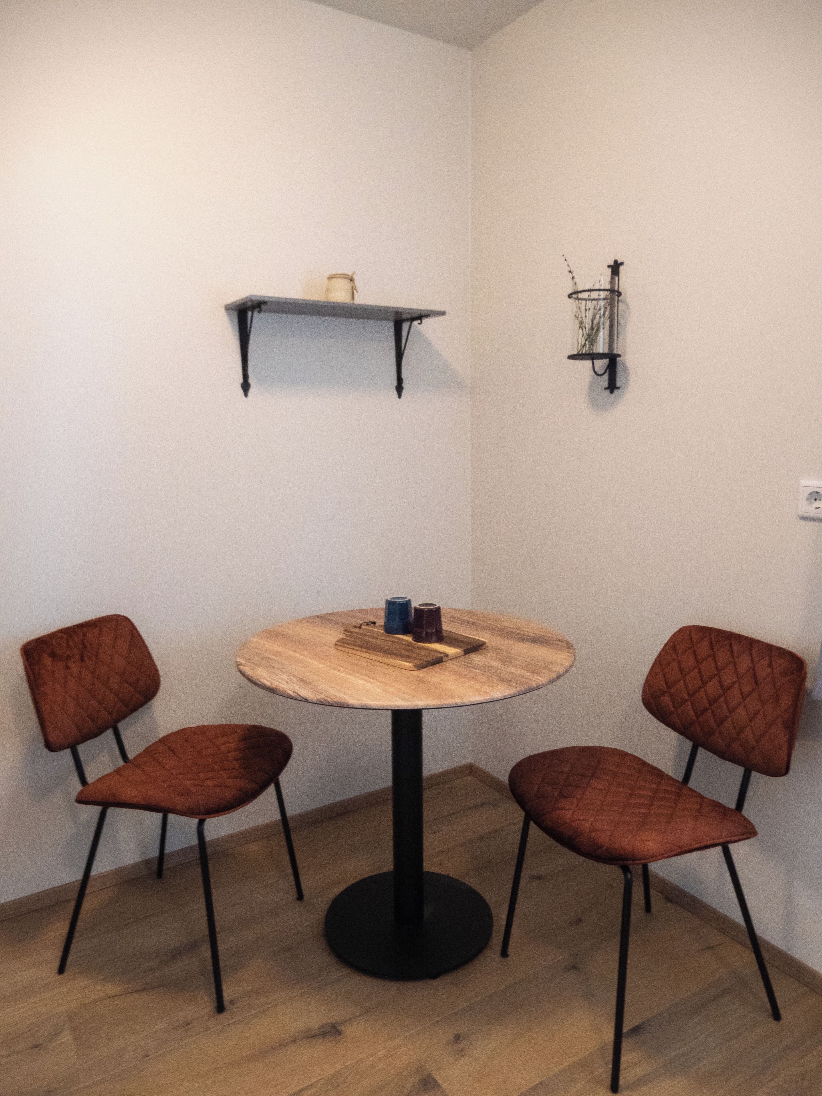 Studio, 2 lits une place | Literie hypoallergénique, rideaux occultants, fer et planche à repasser