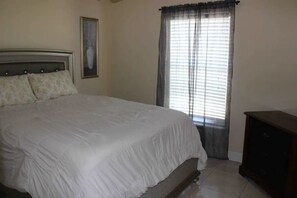 3 bedrooms, WiFi - Cozy single family home. Family friendly community (Kissimmee)