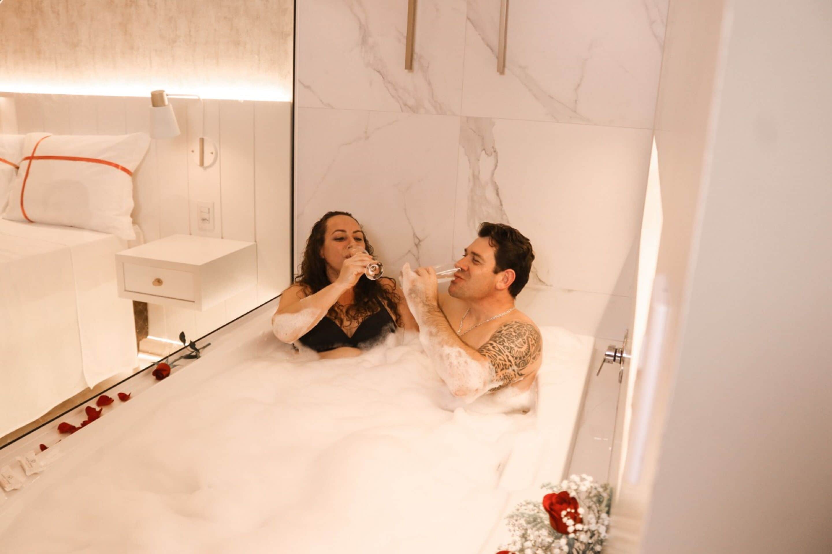 Honeymoon Studio Suite | Blackout curtains, free WiFi