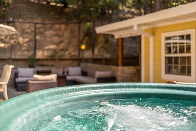 Epic Fam Vacation: Hot Tub-Game Rm-Lake Access-A/C