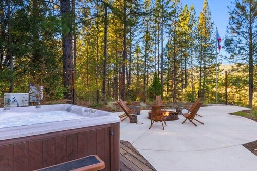 Luxury Home near Yosemite at Quail Crossing