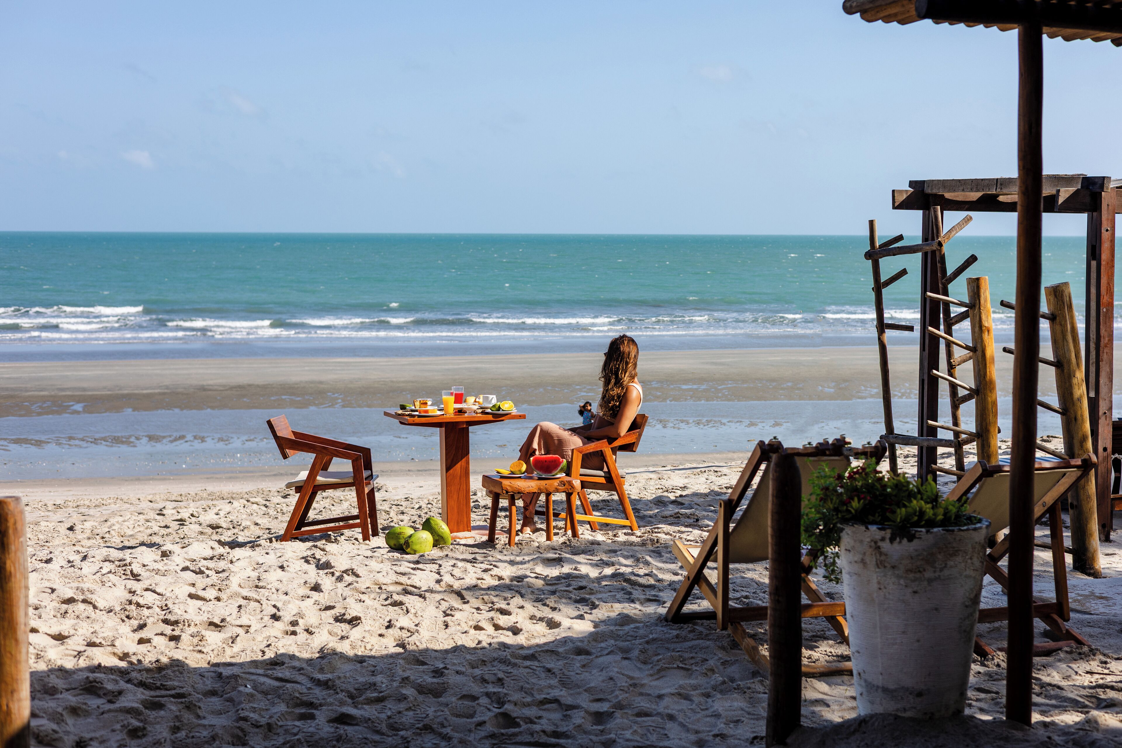 Na praia, areia branca 