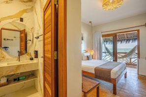 Deluxe-Zimmer, 1 Queen-Bett, Balkon, Meerblick