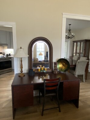 Interior - Between downtown Greenville and Travelers Rest (Greenville)