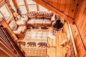 Interior - Your Tahoe Tiny House Escape PETS WELCOME!! (South Lake Tahoe)