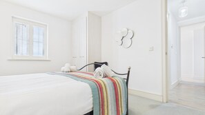 2 habitaciones, tabla de planchar con plancha y wifi