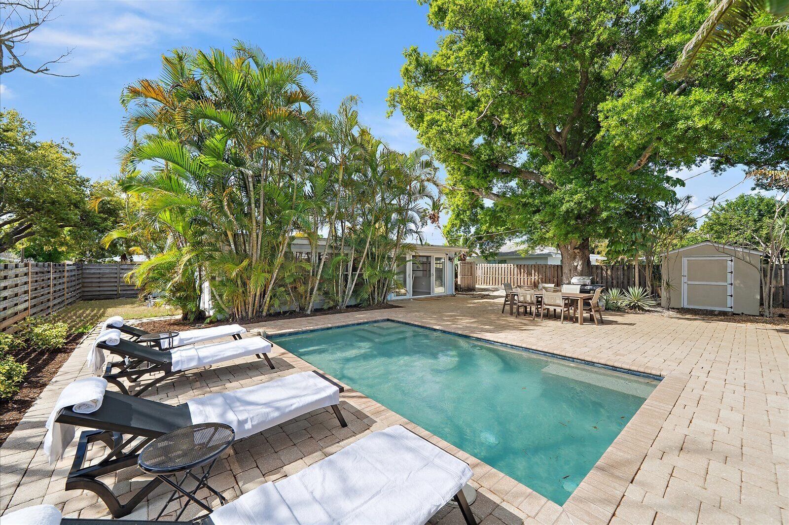 Alberca al aire libre 