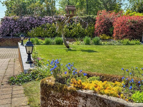 3 bedroom accommodation in Ashbourne