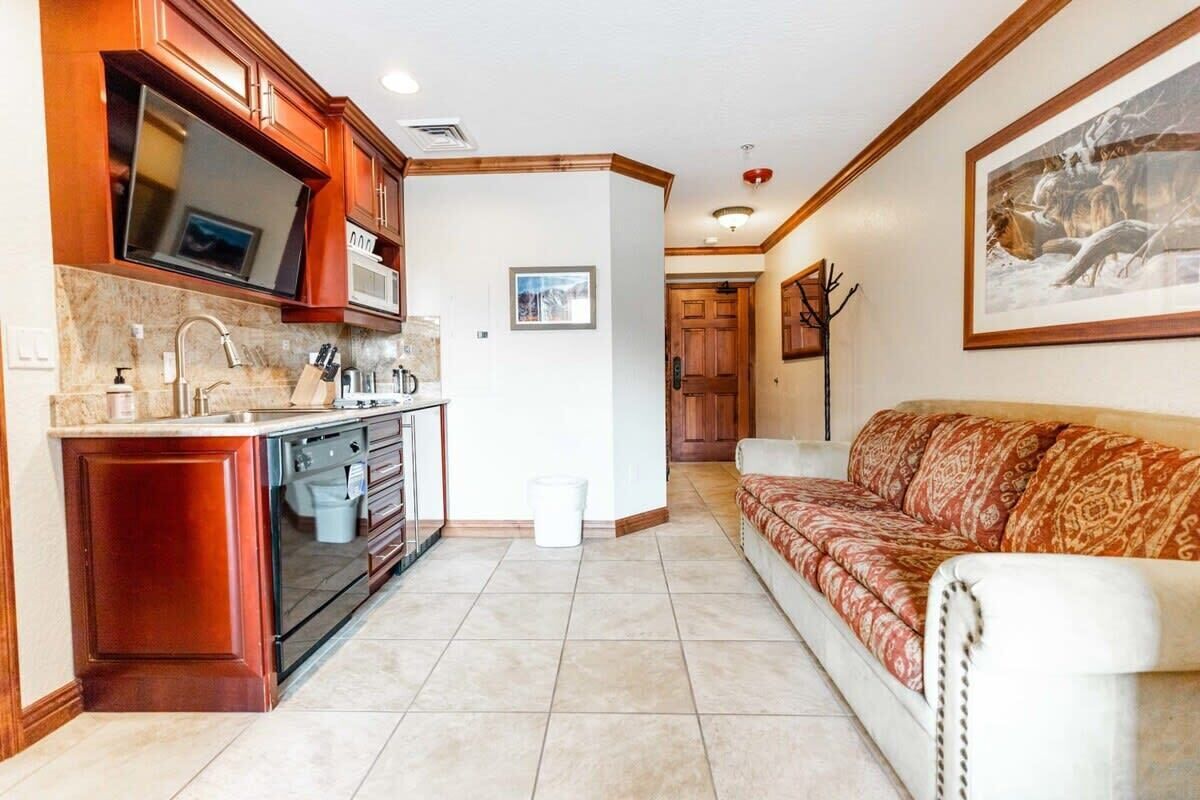 Fernseher, Arbeitsbereiche