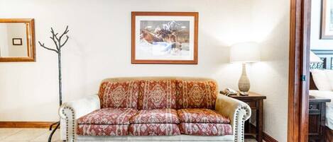 تلفزيون، مكتب