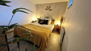 1 bedroom, iron/ironing board, free WiFi, bed sheets