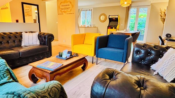 Smart TV, books, stereo, computer monitors